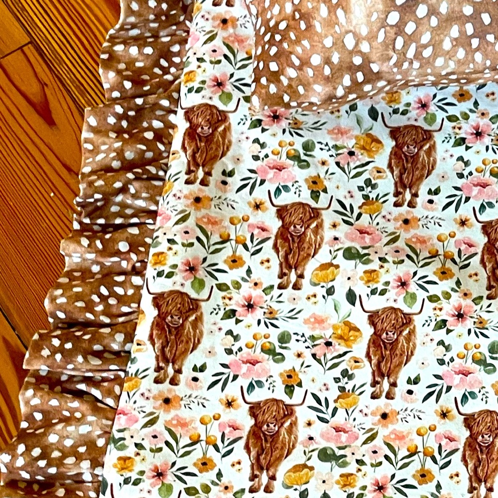 Highland cow throw with ruffles